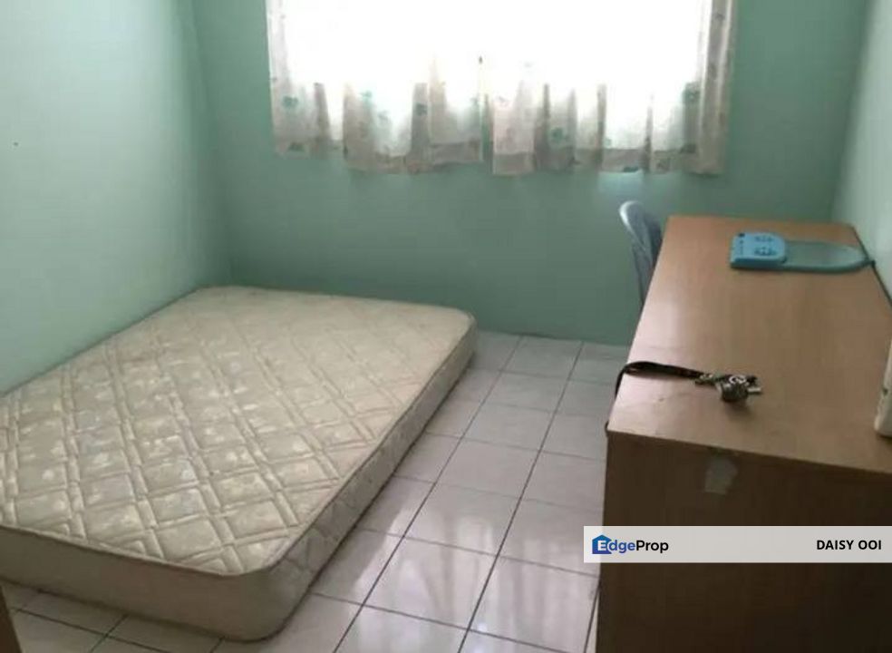 Pearl Garden 1100sf RENOVATED 1 Car Park Sungai Ara FTZ, Penang, Sungai Ara