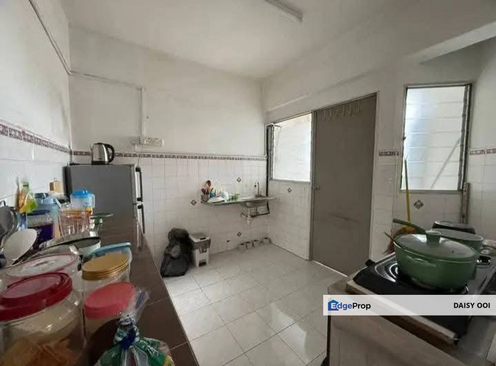 Sri Permai At Jelutong 850sf 1 Car Park Freehold, Penang, Georgetown