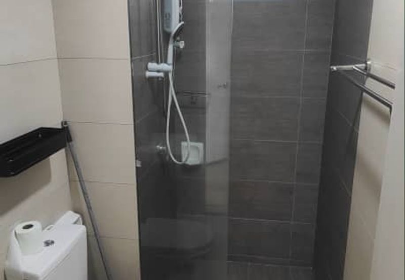 Gravit8 @ Klang South