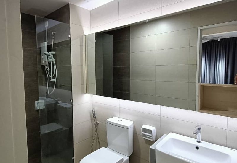 Gravit8 @ Klang South