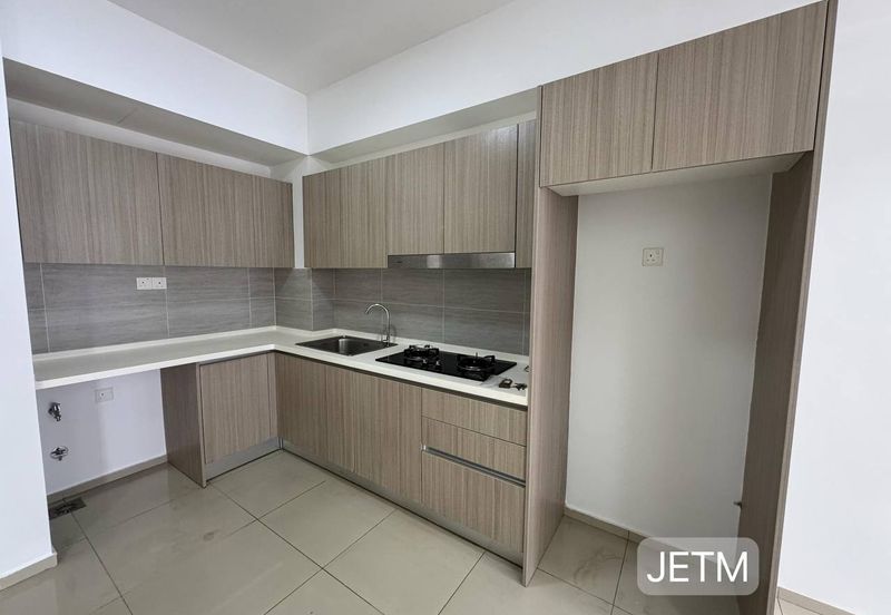 Gravit8 @ Klang South