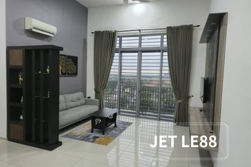 Gravit8 @ Klang South