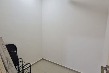 Gravit8 @ Klang South