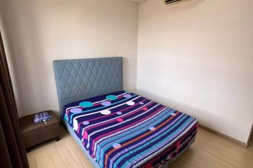 Gravit8 @ Klang South