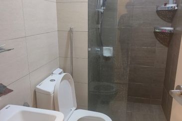 Gravit8 @ Klang South