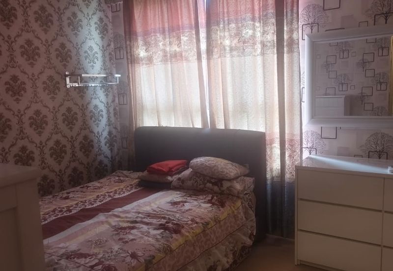 Gravit8 @ Klang South