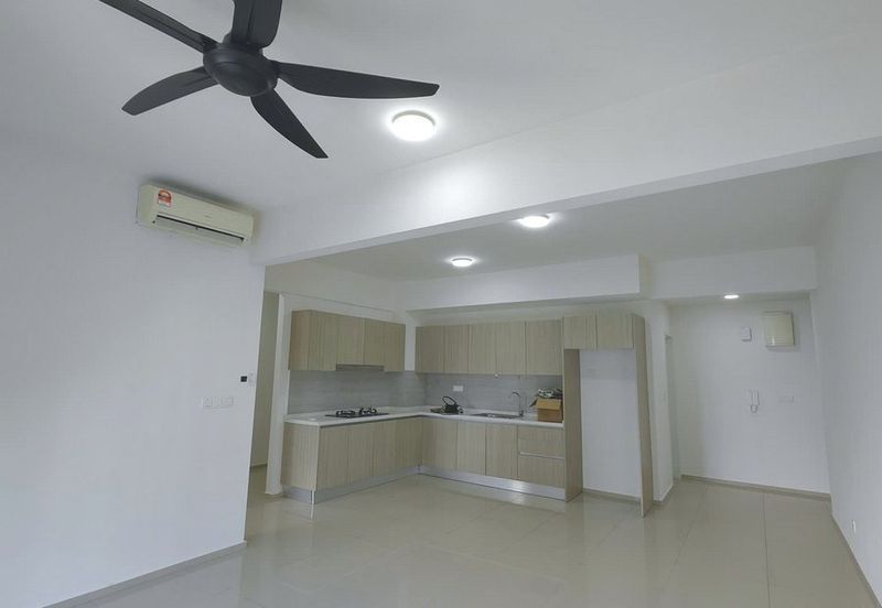 Gravit8 @ Klang South