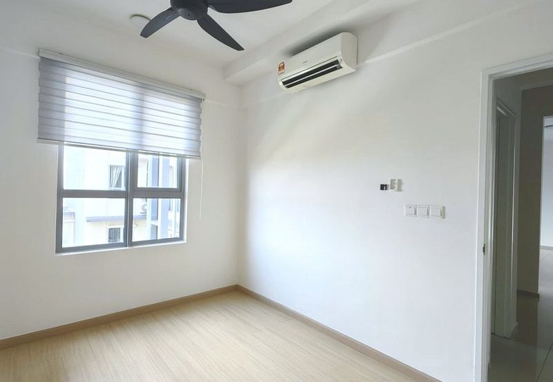 Gravit8 @ Klang South