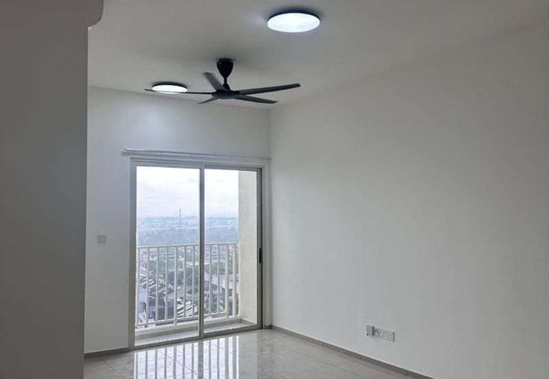 Gravit8 @ Klang South