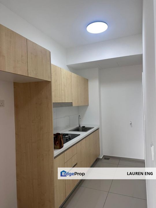 Tresor @Gravit8 Klang 3 Rooms Partially Furnished with Airconds @rm 1500 only!!!, Selangor, Klang