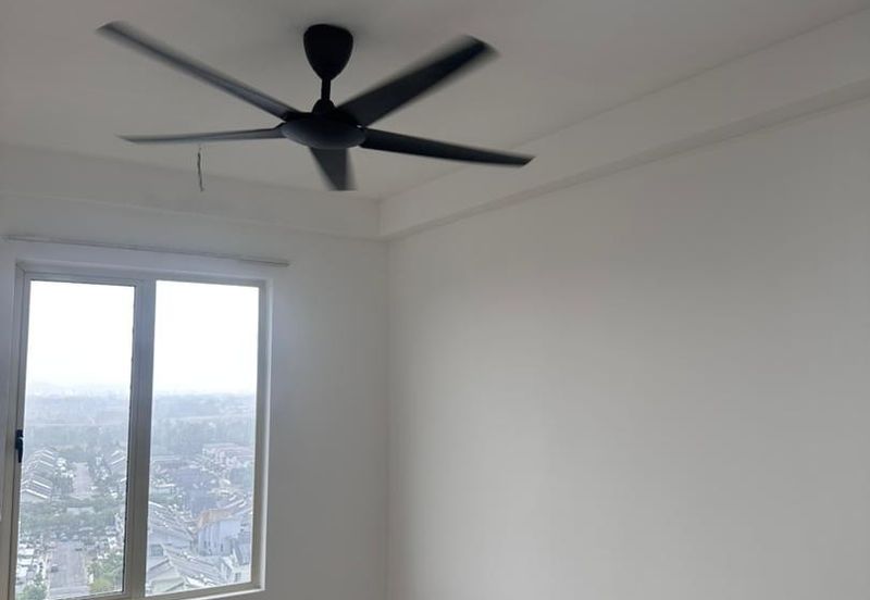 Gravit8 @ Klang South