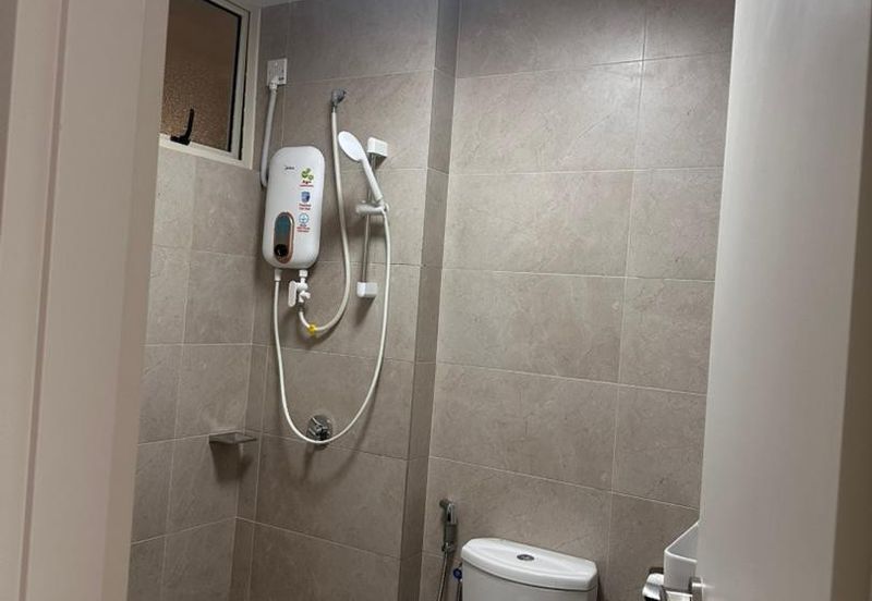 Gravit8 @ Klang South