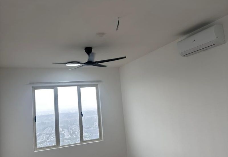 Gravit8 @ Klang South