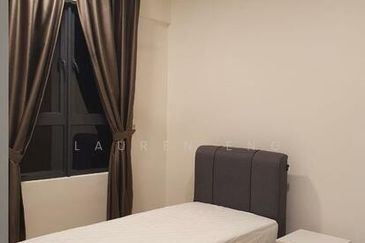 Gravit8 @ Klang South