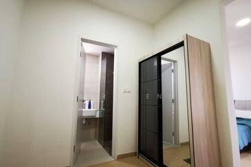 Gravit8 @ Klang South