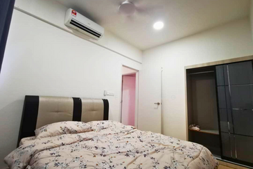 Gravit8 @ Klang South