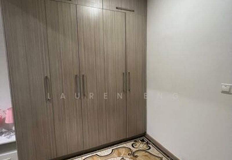 Gravit8 @ Klang South