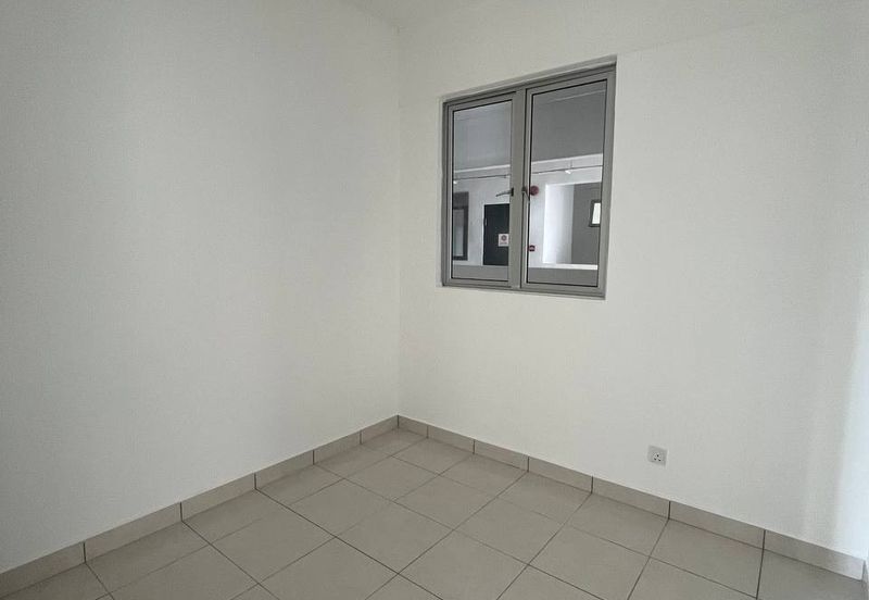 ADENIA APARTMENT @ BANDAR PARKLANDS, KLANG