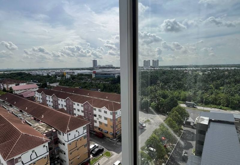 ADENIA APARTMENT @ BANDAR PARKLANDS, KLANG