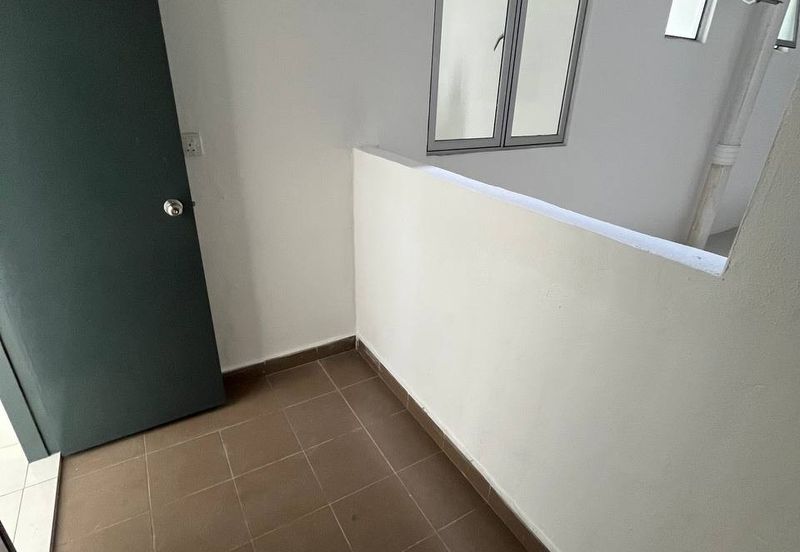 ADENIA APARTMENT @ BANDAR PARKLANDS, KLANG