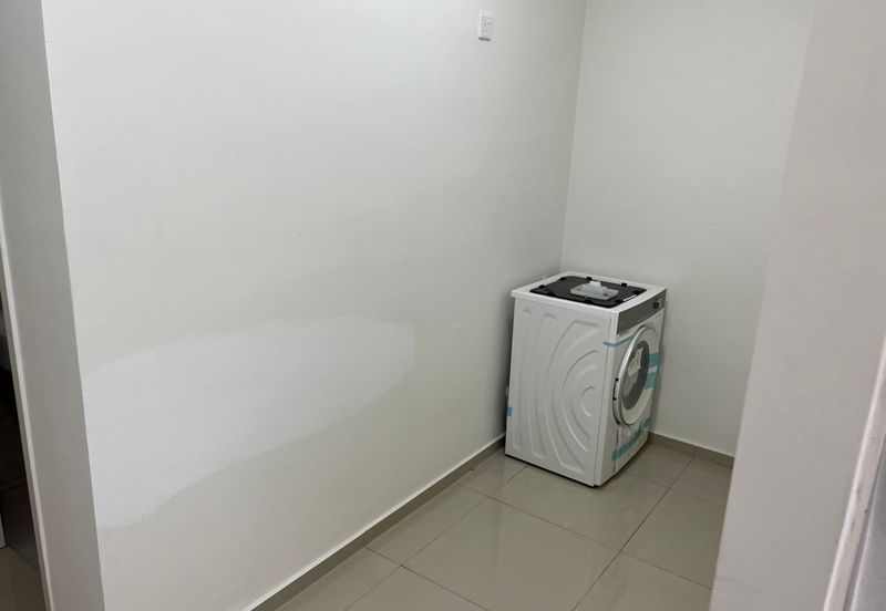 Gravit8 @ Klang South