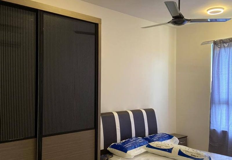 Gravit8 @ Klang South