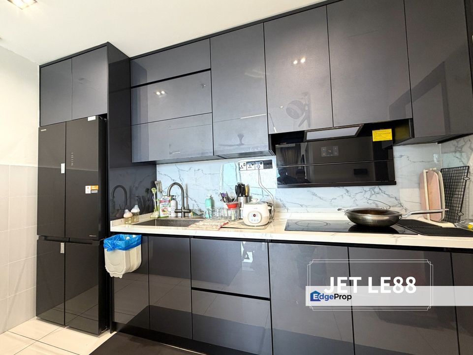 Trio by Setia Bukit Tinggi Condo Renovated 3+1 Rooms For Sale !!!, Selangor, Bandar Botanic/Bandar Bukit Tinggi