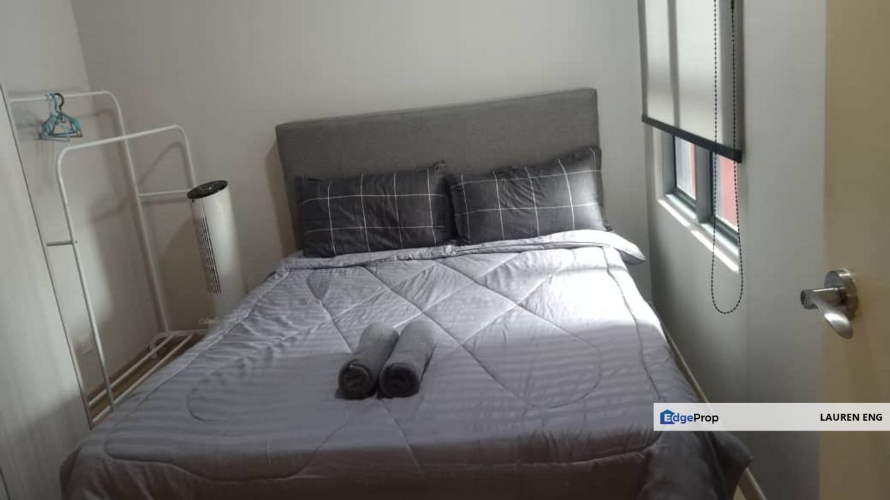 Gravit8 Bayuemas Klang Condo 2 Rooms Fully Furnished Ready to Move In !!, Selangor, Klang