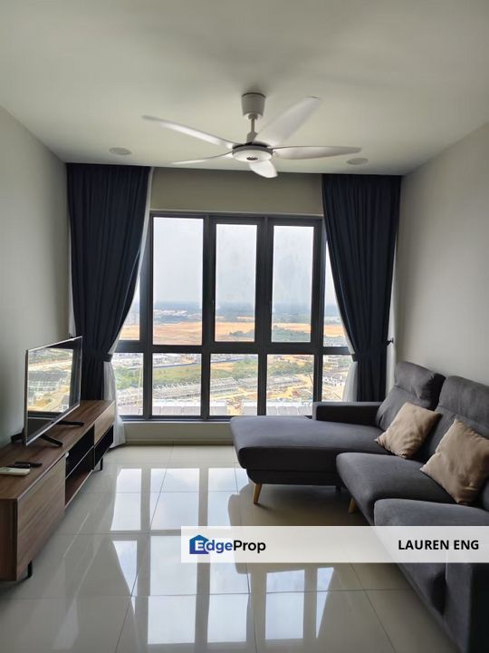 Gravit8 Bayuemas Klang Condo 2 Rooms Fully Furnished Ready to Move In !!, Selangor, Klang