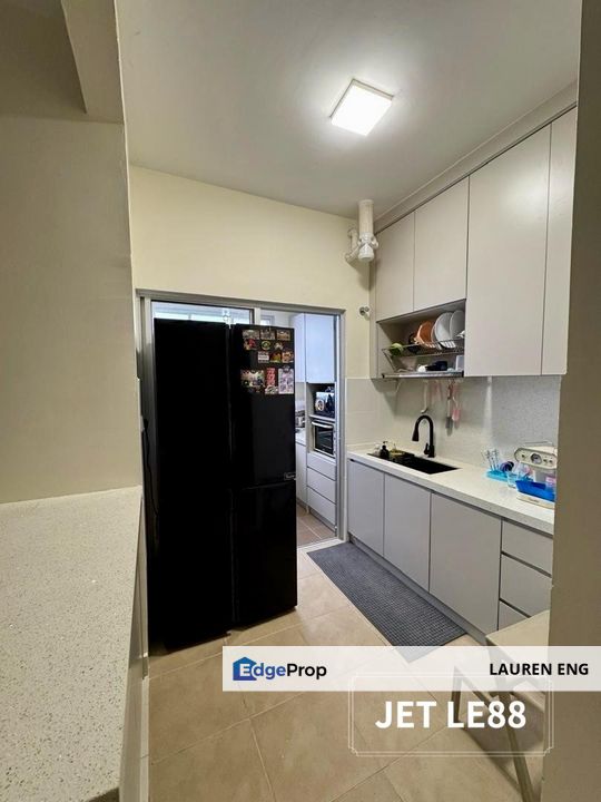 Aronia Apartment Bandar Parklands Bukit Tinggi Klang Fully Renovated Full Loan House For Sale !!, Selangor, Klang