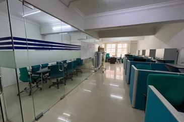 Premium Business Suite Fully-Fitted | Freehold | Level 2, Setiawangsa Business Suite KL
