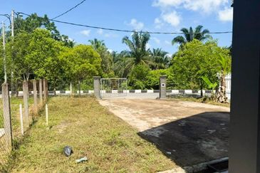 Semi-D Freehold Baru Siap | 3R2B | Taman Ara Murni, Ajil – RM315,000
