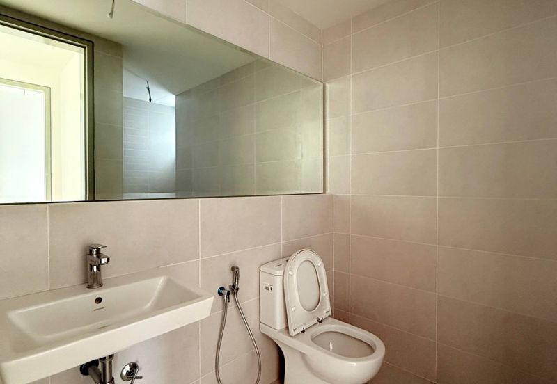 Corner Lot 3-Storey Superlink Freehold – RM3.0M Only
