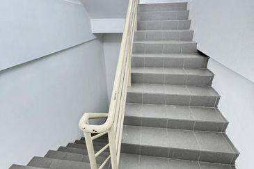 Corner 3-Storey Semi-D Factory Bukit Jelutong — Freehold, Lift, 7,140 sqft
