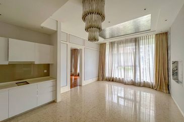 3 Storey Commercial Bungalow JALAN CHANGKAT RAJA CHULAN BUKIT CEYLON KUALA LUMPUR