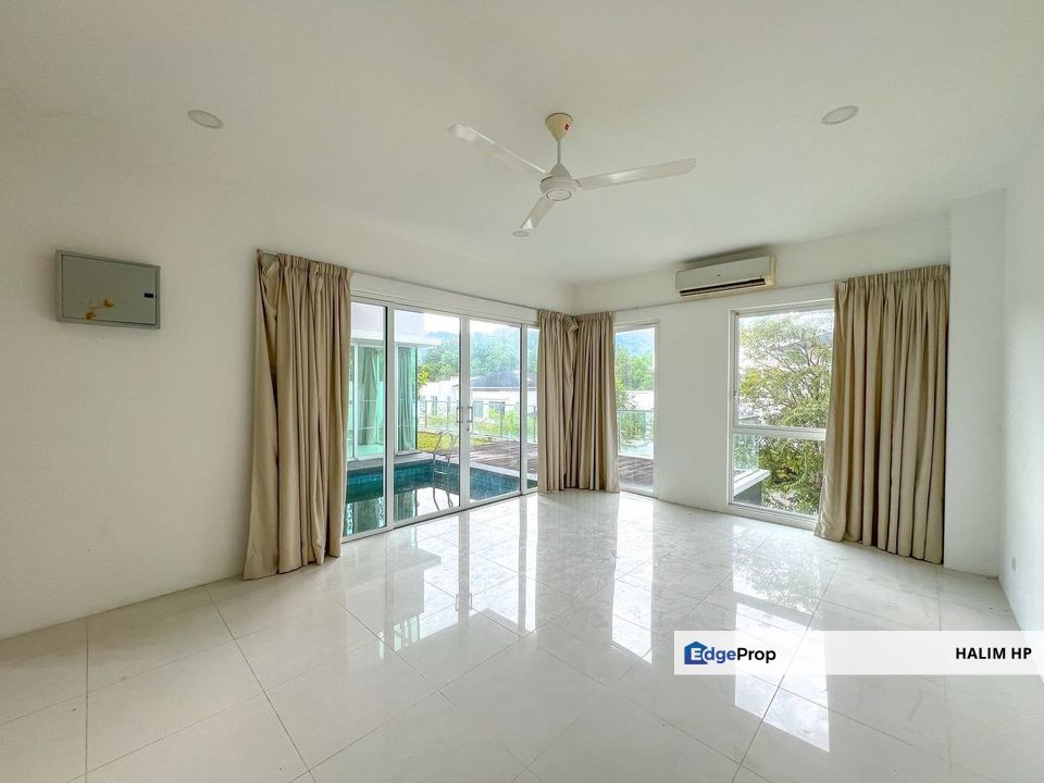 4-Storey Courtyard Villa with Private Pool & Lift For Sale— Taman Melawati

, Kuala Lumpur, Ampang