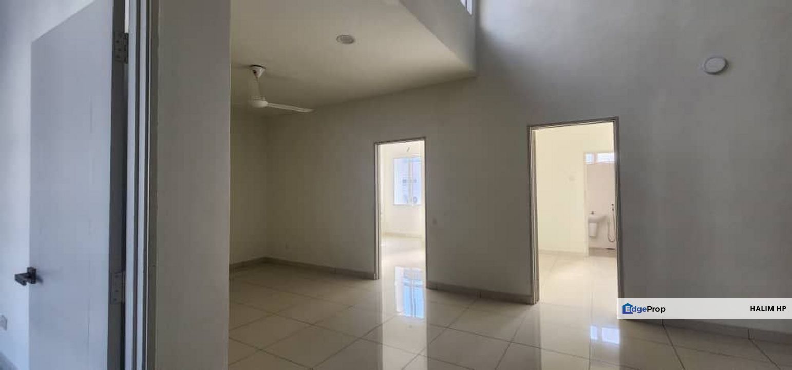 SUPERLINK D’KAYANGAN PHASE 6 (MARBELLA), SEKSYEN 13 SHAH ALAM FOR RENT , Selangor, Shah Alam