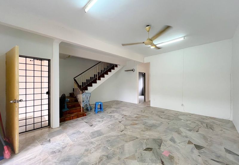 Jalan Cempaka Sari 11