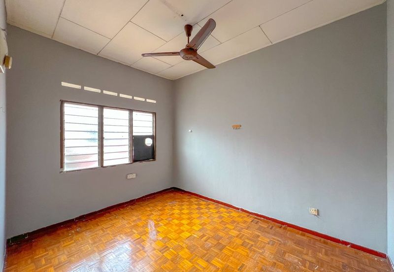 Jalan Cempaka Sari 11