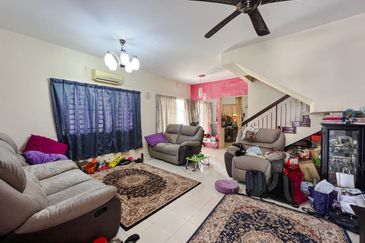 Jalan Setia Indah U13/10