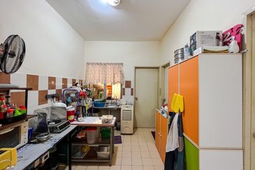 Jalan Setia Indah U13/10