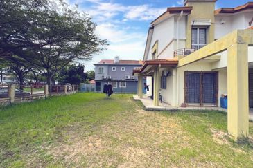 Jalan Setia Indah U13/10