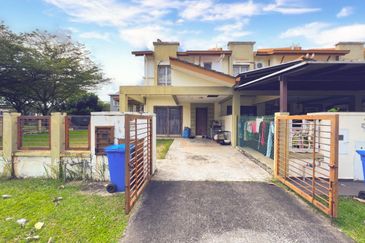 Jalan Setia Indah U13/10