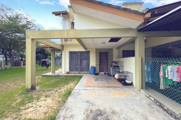 Jalan Setia Indah U13/10