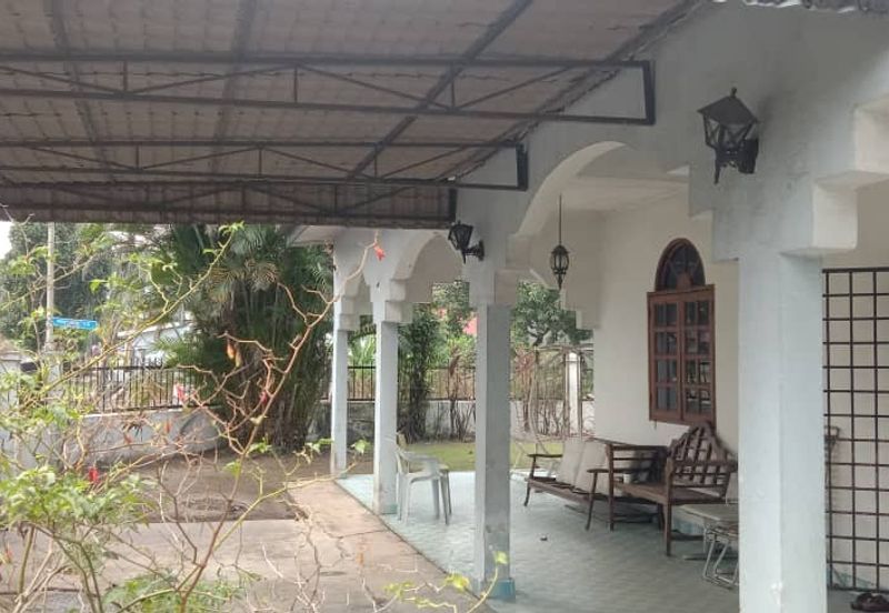 Corner Bungalow on 5,662 sqft Land | Kg Batu Muda, Kuala Lumpur | RM1.2M