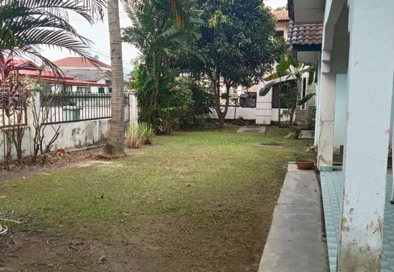 Corner Bungalow on 5,662 sqft Land | Kg Batu Muda, Kuala Lumpur | RM1.2M