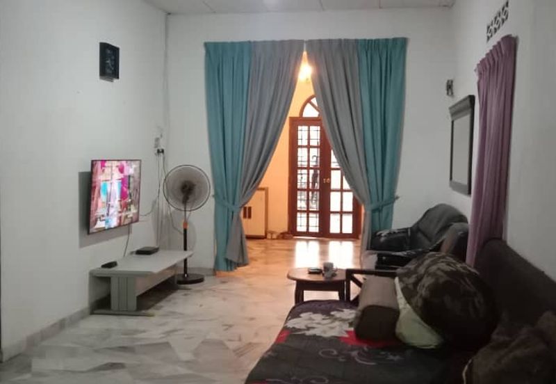 Corner Bungalow on 5,662 sqft Land | Kg Batu Muda, Kuala Lumpur | RM1.2M