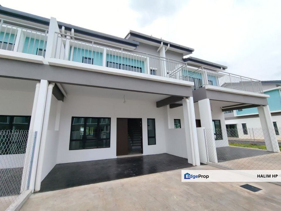 Ready-to-Move-In Double Storey Terrace Home at Taman Semarang Intan, Dengkil, Selangor, Dengkil