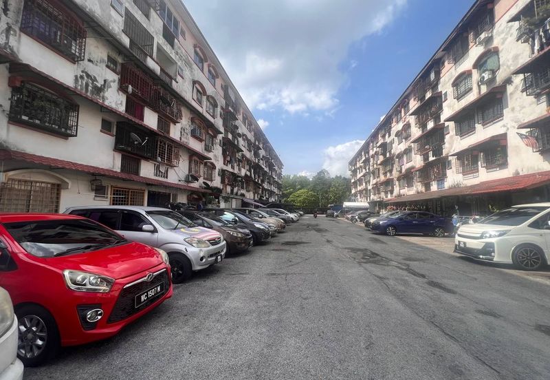Taman Setia Balakong