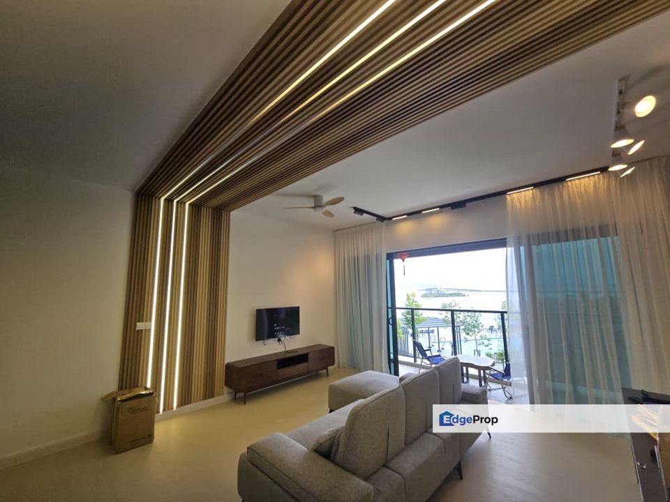 Mezzo, Penang, Gelugor